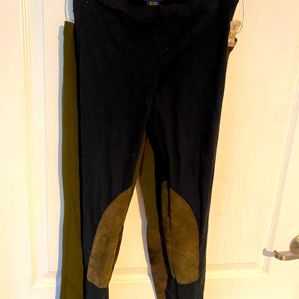 Fashionable leggings from Ralph Lauren.